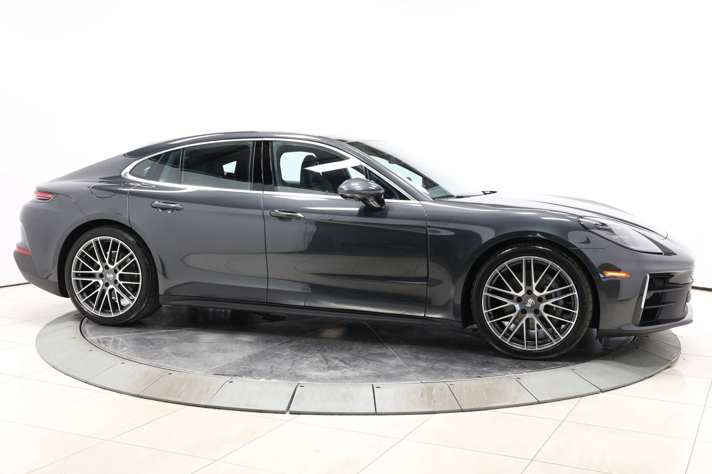 Used 2026 Porsche Panamera 4 w/ Premium Package AWD/4WD image 77