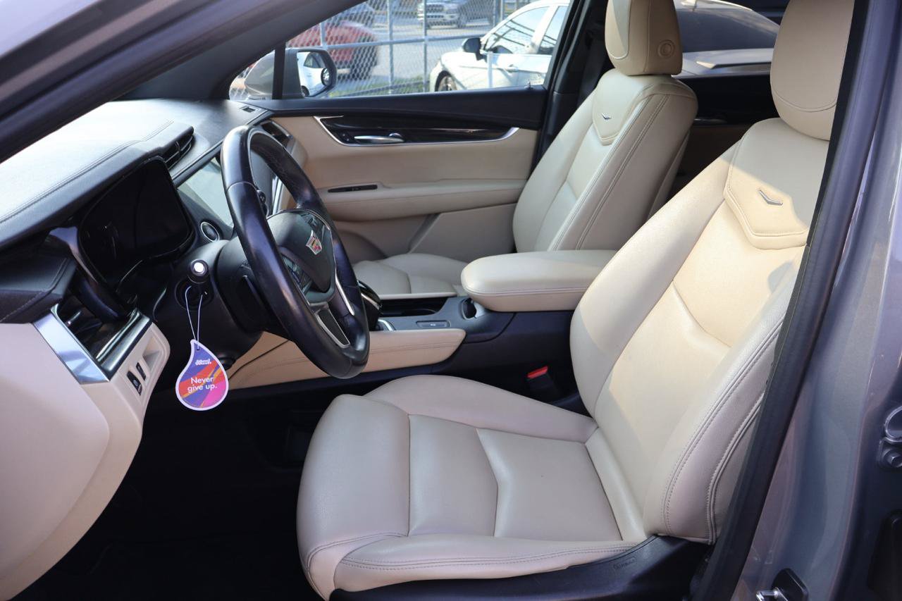 Used 2017 Cadillac XT5 FWD image 13