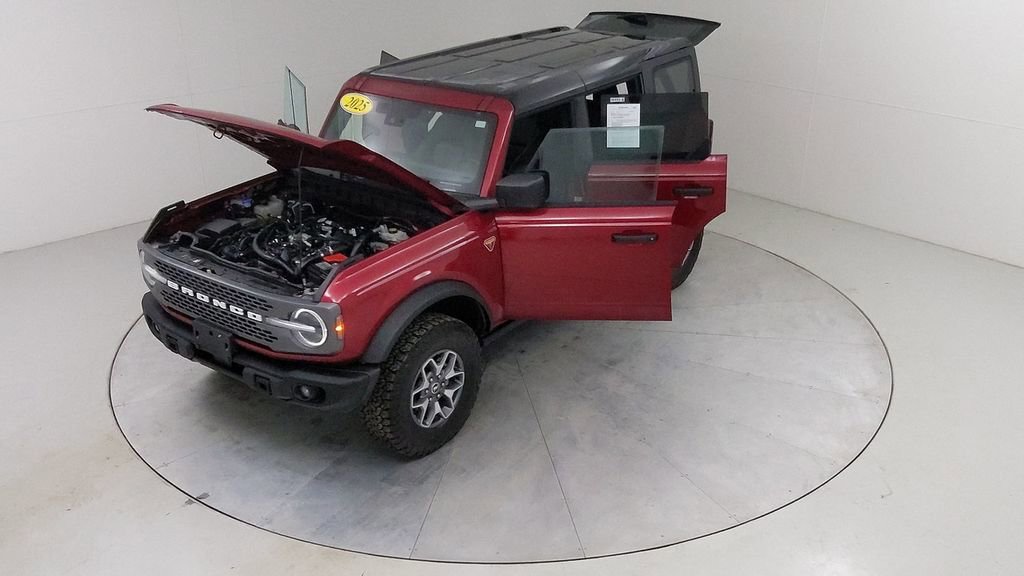 Certified 2025 Ford Bronco Badlands image 43