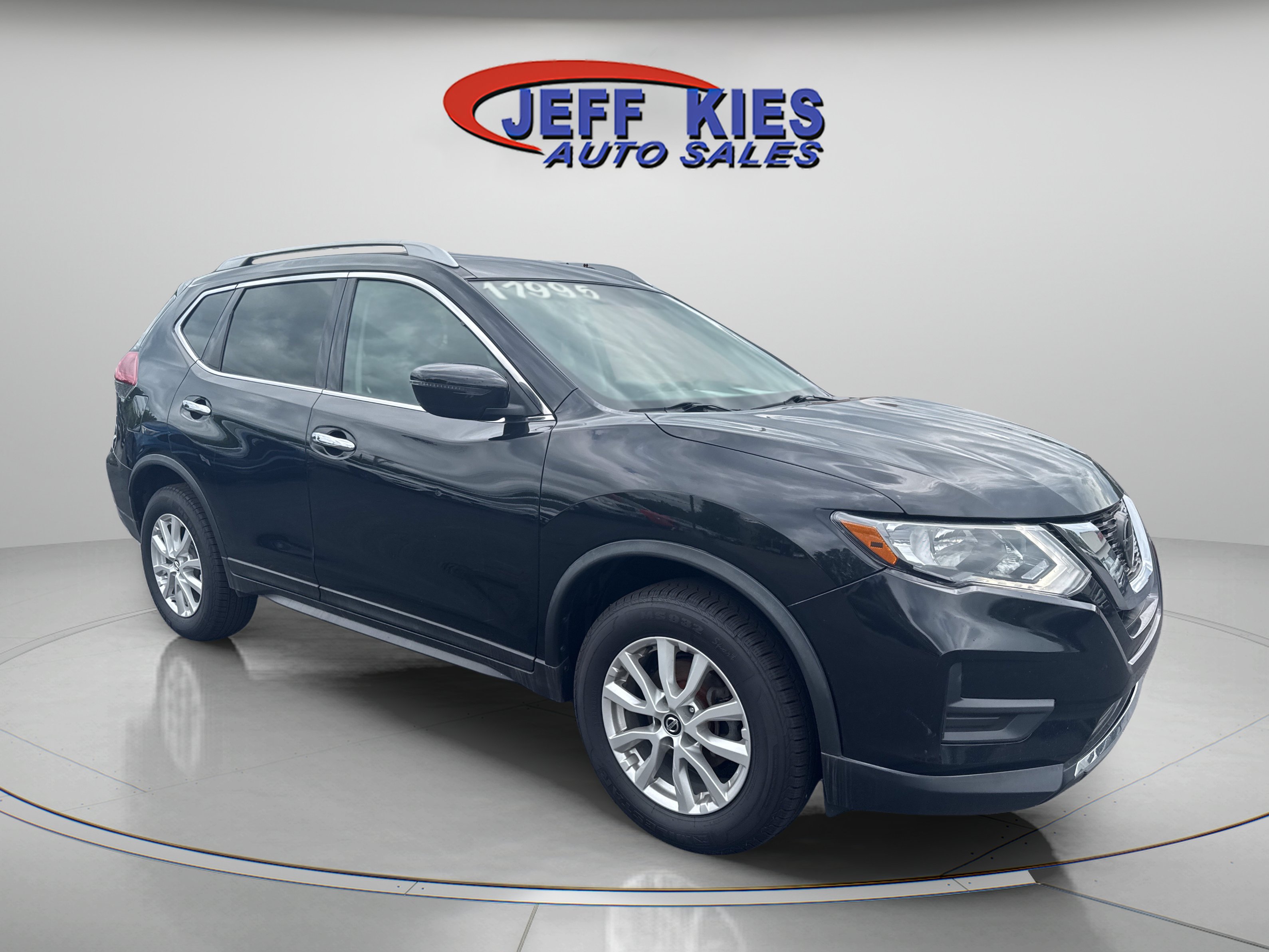 Used 2019 Nissan Rogue SV AWD/4WD image 3