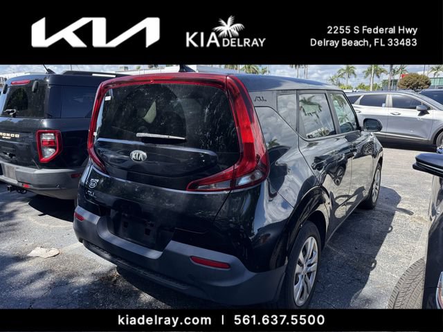 Used 2020 Kia Soul LX FWD image 2