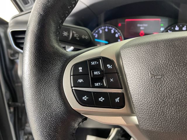 Certified 2022 Ford Explorer XLT w/ Equipment Group 202A image 11