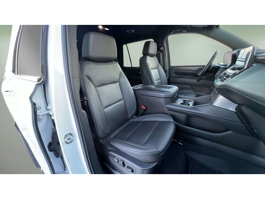 Used 2022 Chevrolet Tahoe LT w/ Luxury Package image 32
