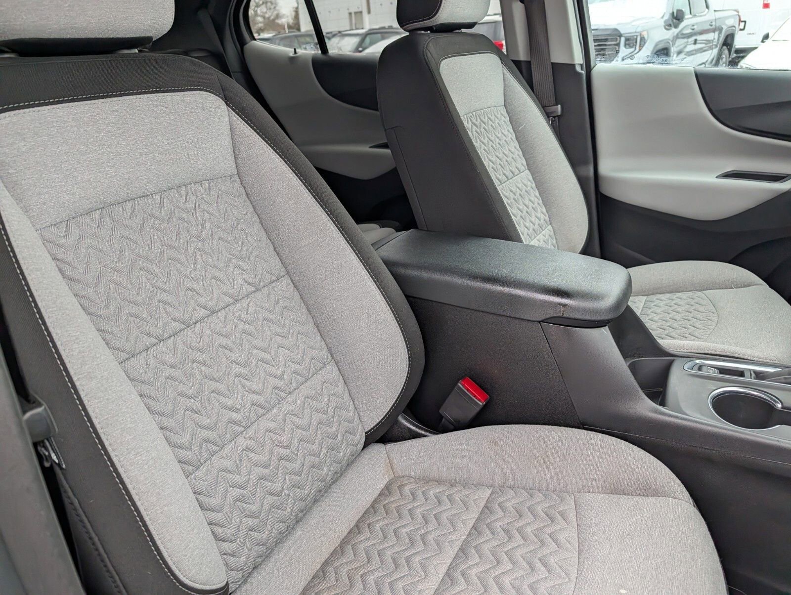 Used 2022 Chevrolet Equinox LT image 21