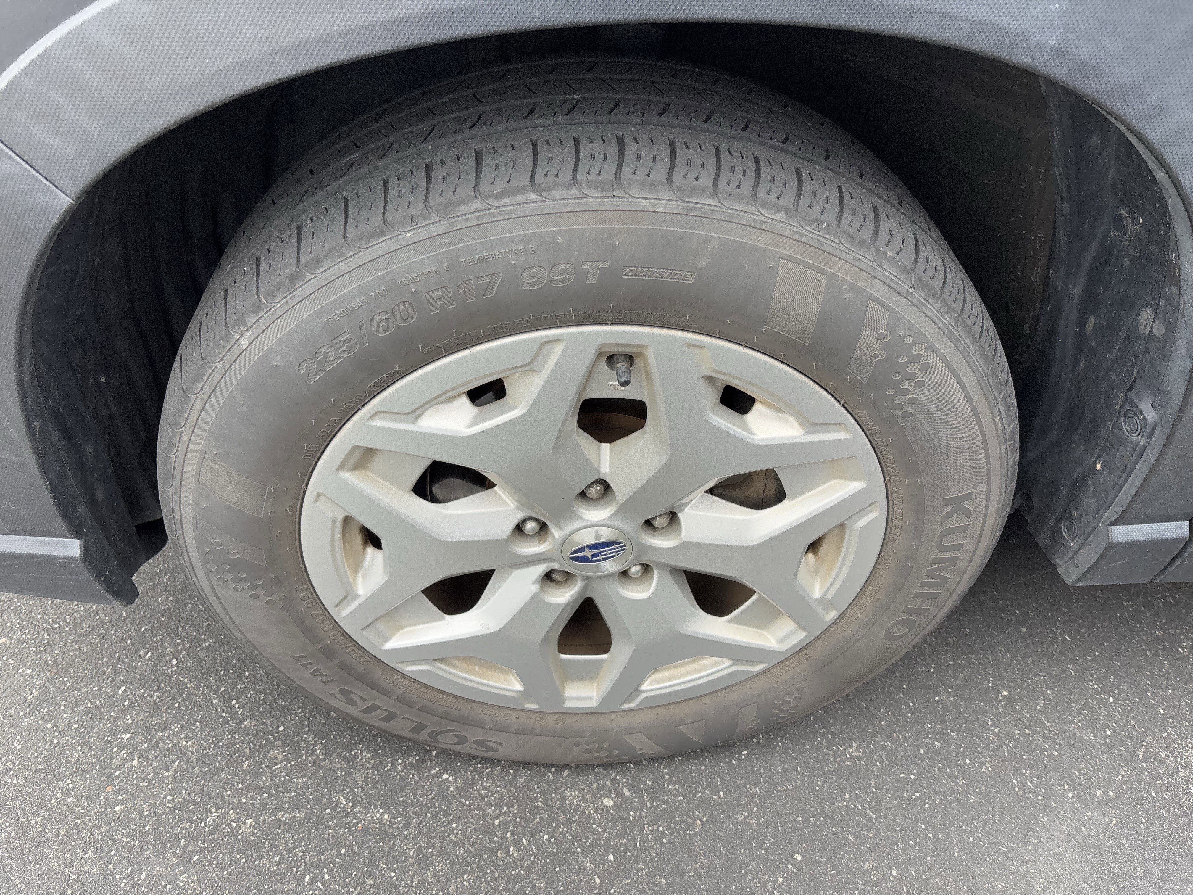 Used 2020 Subaru Forester w/ Alloy Wheel Package AWD/4WD image 28