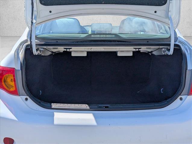 Used 2010 Toyota Corolla LE FWD image 6