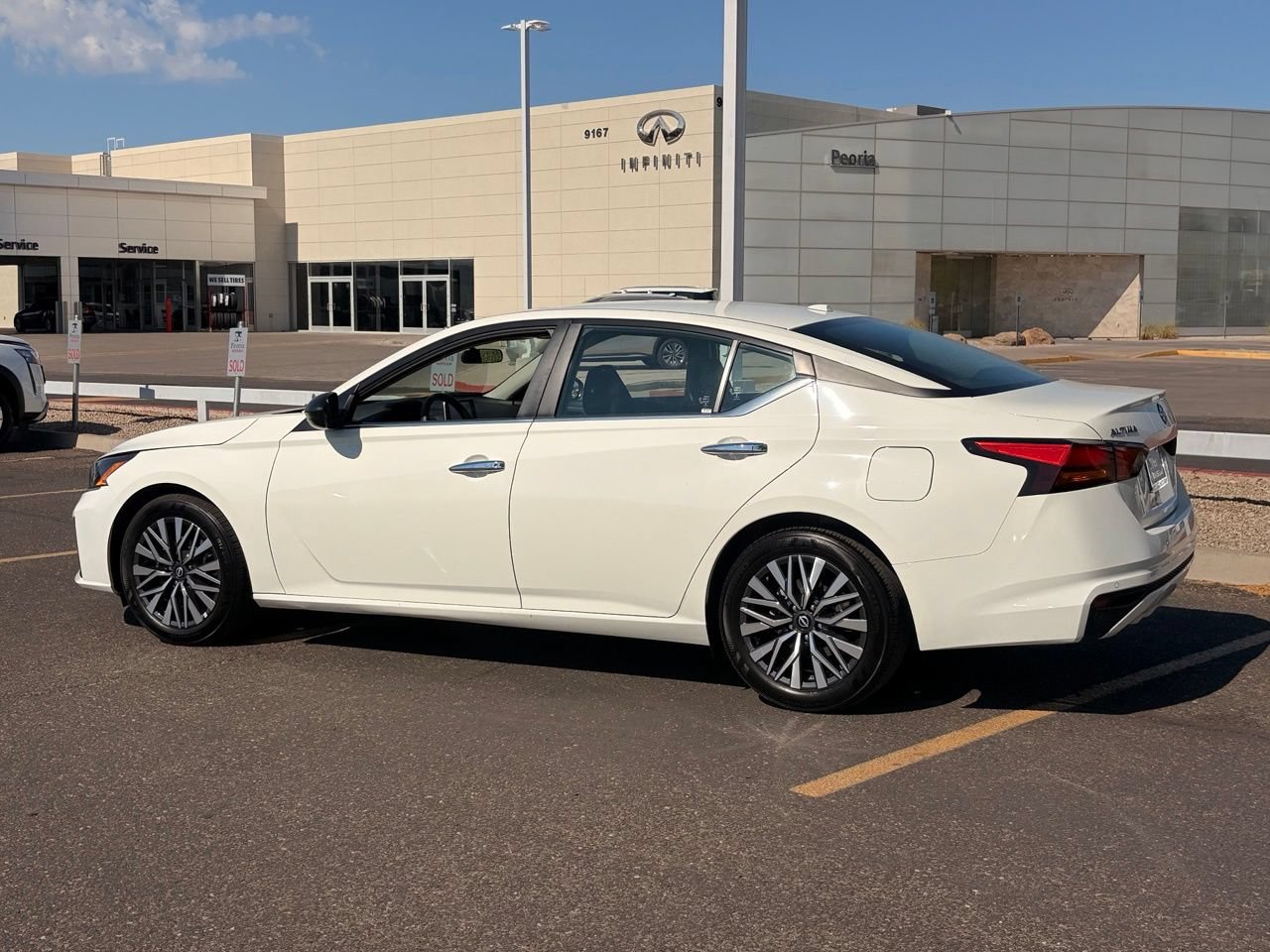 Certified 2025 Nissan Altima 2.5 SV FWD image 4