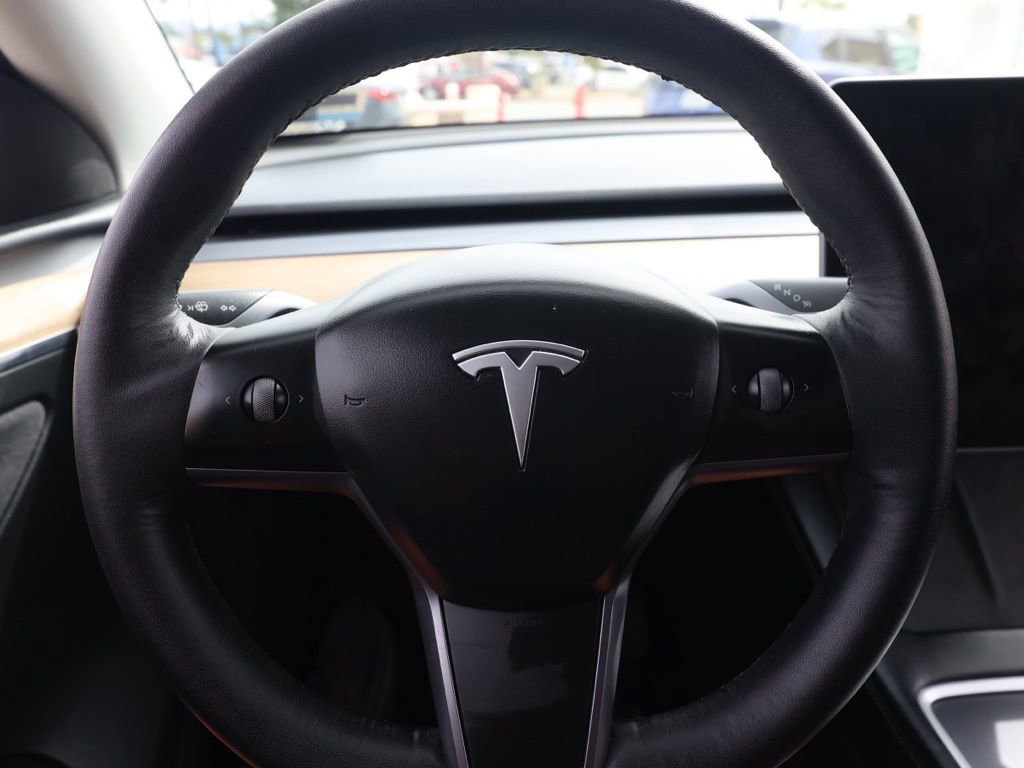 Used 2023 Tesla Model Y Long Range image 25