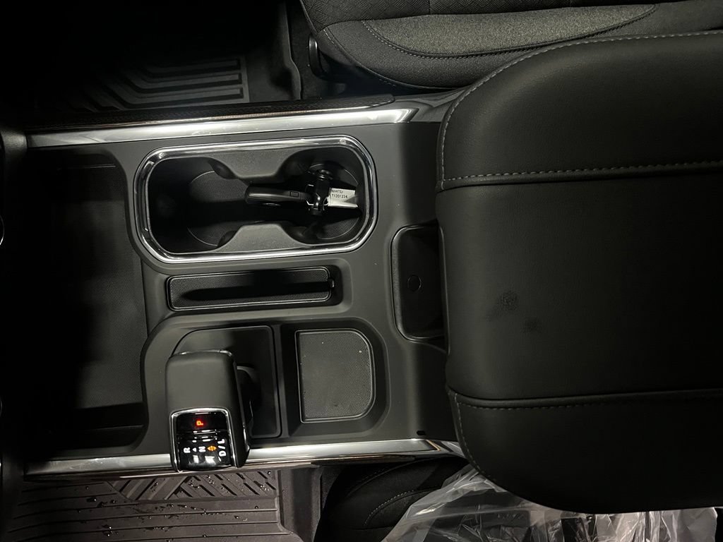 New 2026 Chevrolet Silverado 1500 RST w/ Convenience Package II AWD/4WD image 23