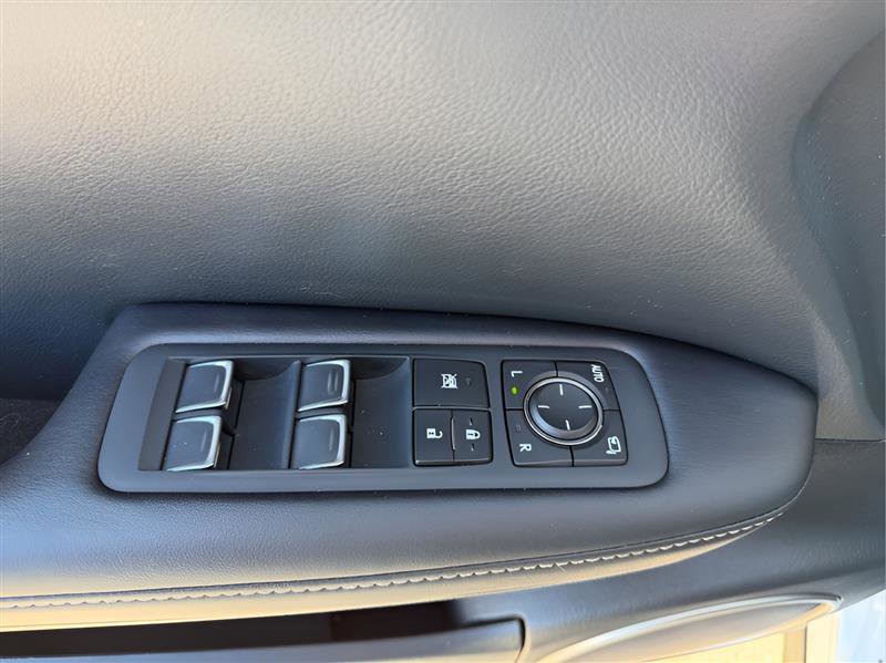 Used 2020 Lexus RX 350L FWD image 27