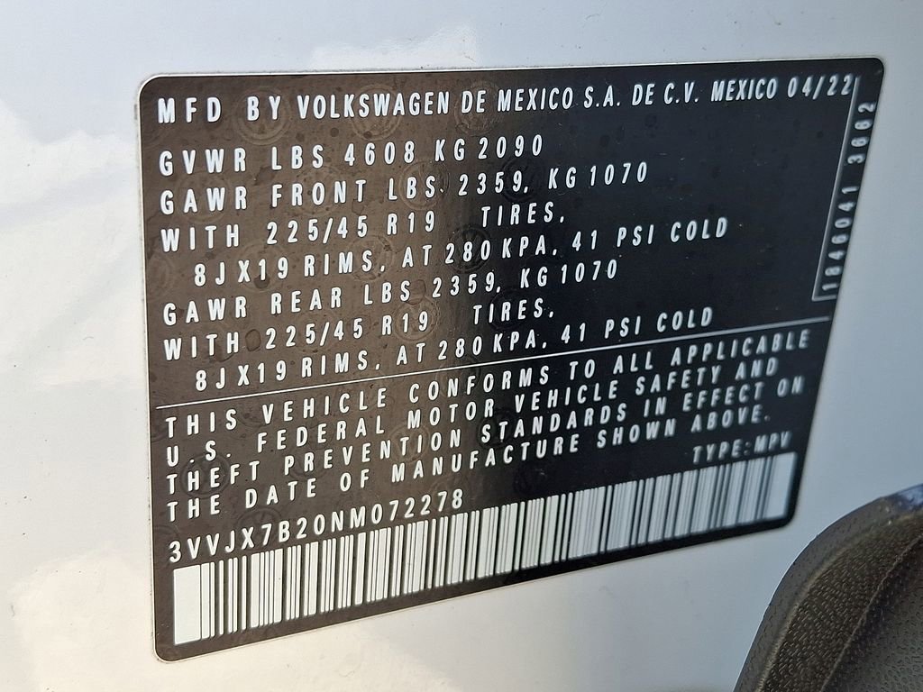 Used 2022 Volkswagen Taos SEL AWD/4WD image 32