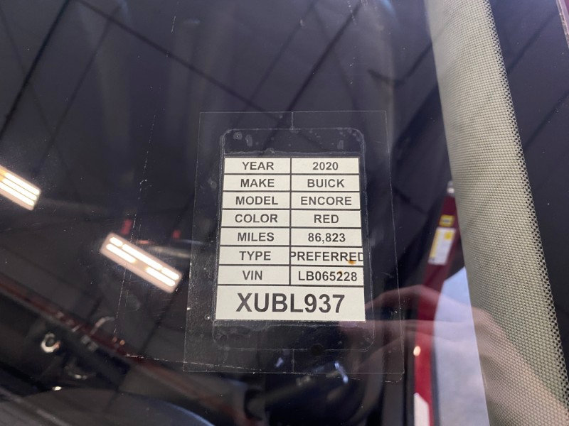 Used 2020 Buick Encore Preferred AWD/4WD image 36