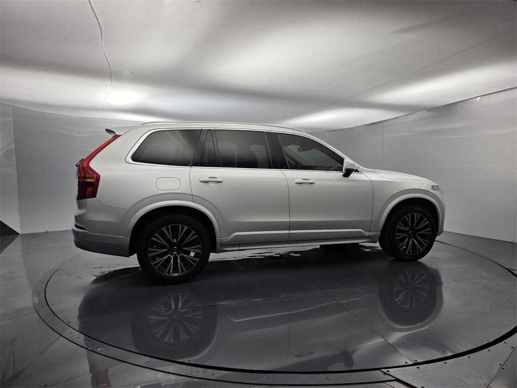 Used 2022 Volvo XC90 T5 Momentum w/ Advanced Package image 13