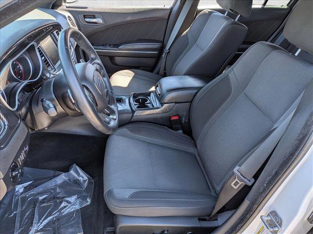 Used 2015 Dodge Charger SXT image 15