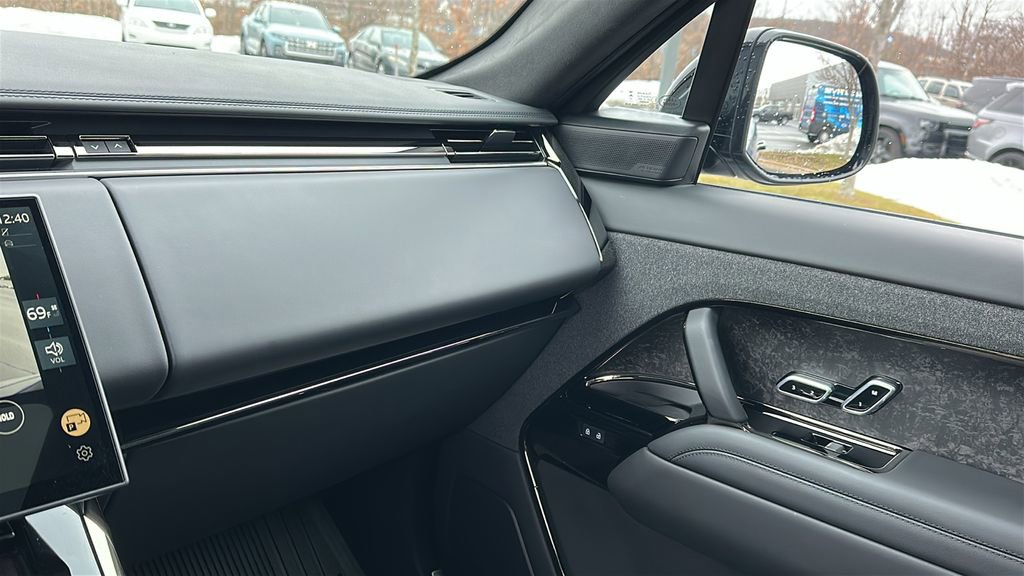 Certified 2025 Land Rover Range Rover Sport Autobiography image 20