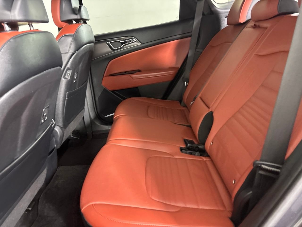 Used 2024 Kia Sportage SX FWD image 27