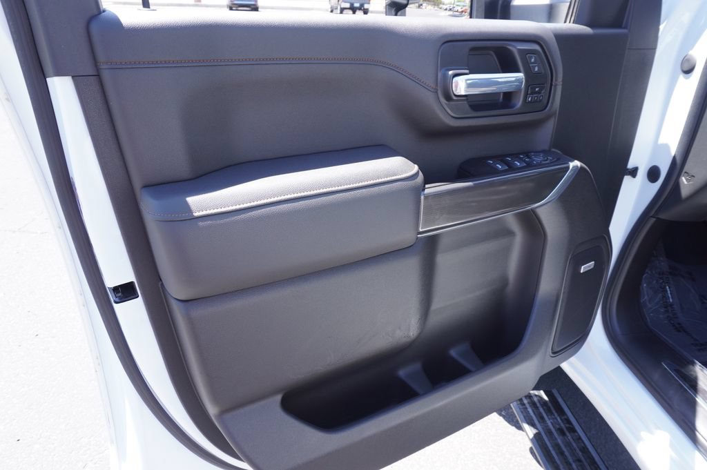 Certified 2022 GMC Sierra 2500 AT4 w/ AT4 Premium Plus Package AWD/4WD image 17