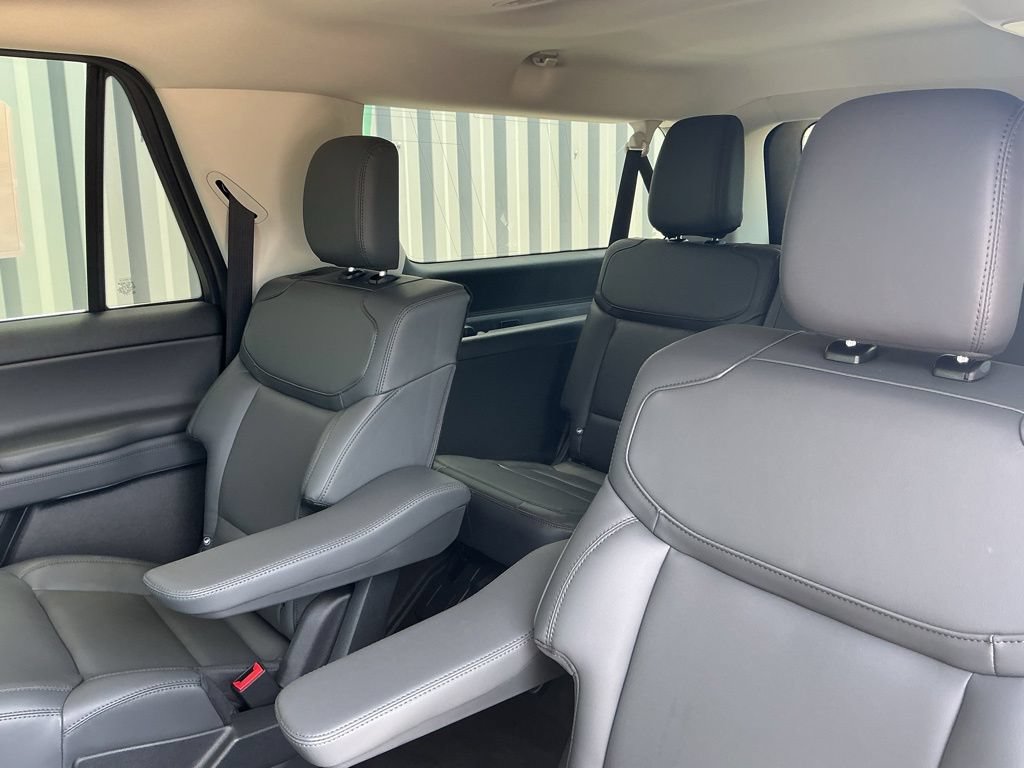 New 2026 Ford Expedition Max Active AWD/4WD image 18