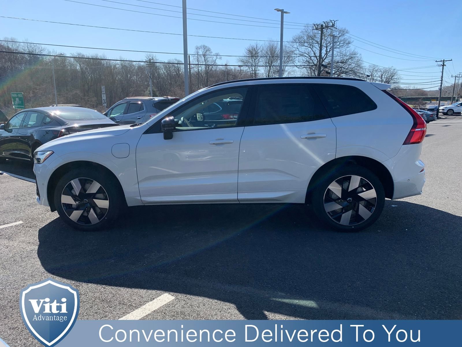 New 2025 Volvo XC60 T8 Plus w/ Protection Package Premier image 5