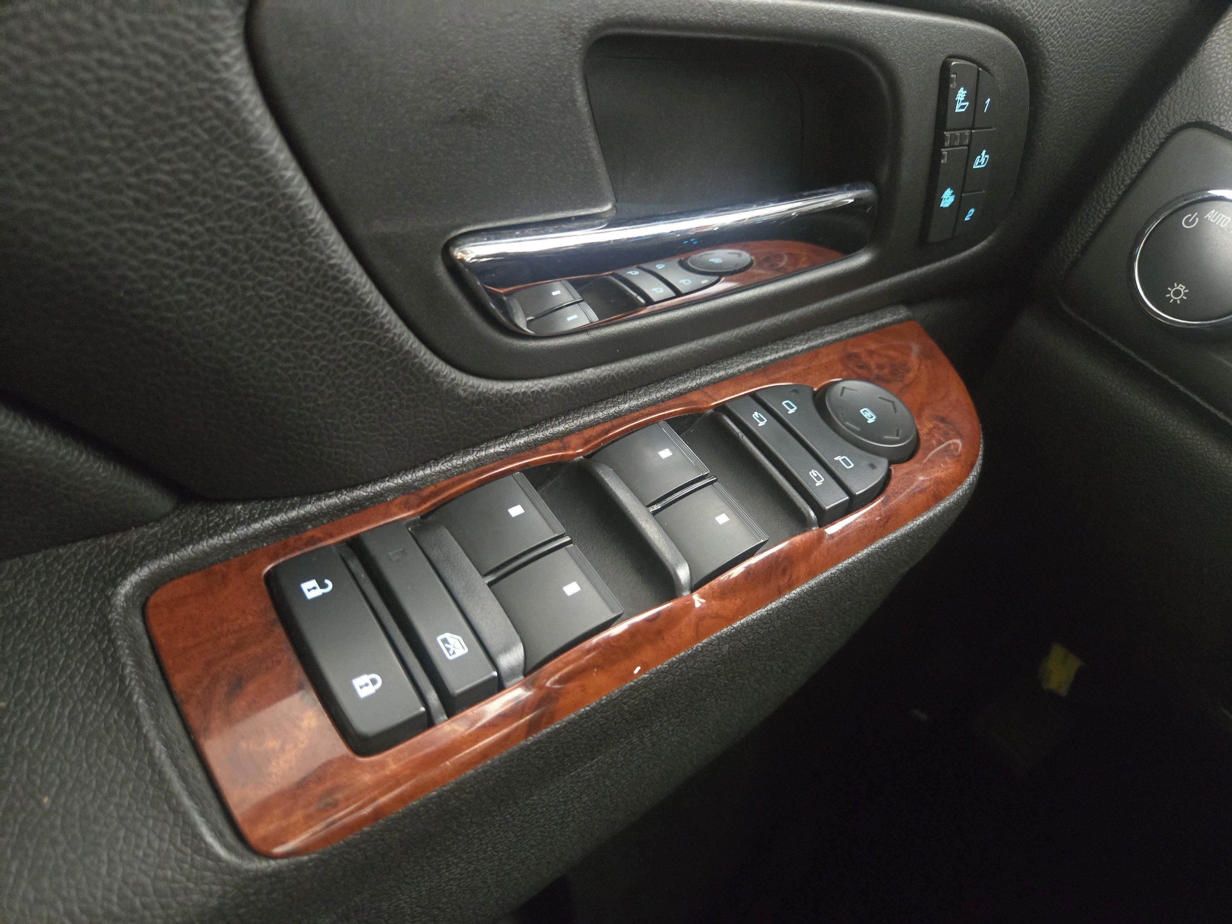 Used 2013 GMC Sierra 1500 SLT w/ SLT Convenience Package image 27