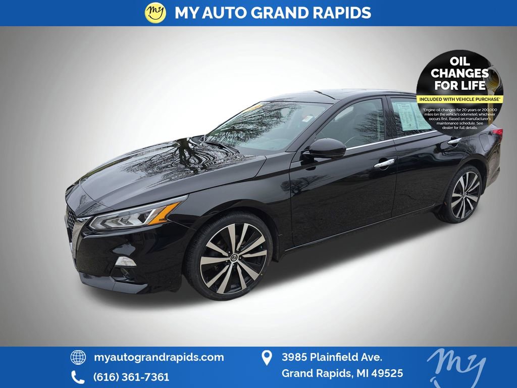 Used 2020 Nissan Altima 2.5 Platinum image 3