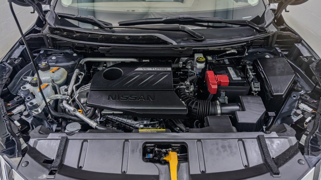 Used 2023 Nissan Rogue SV image 36