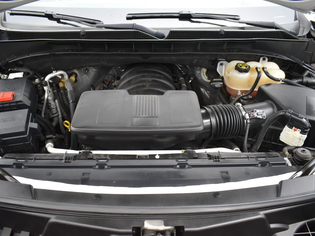 Used 2023 Cadillac Escalade ESV Premium Luxury Platinum w/ Heavy-Duty Trailer Package image 8