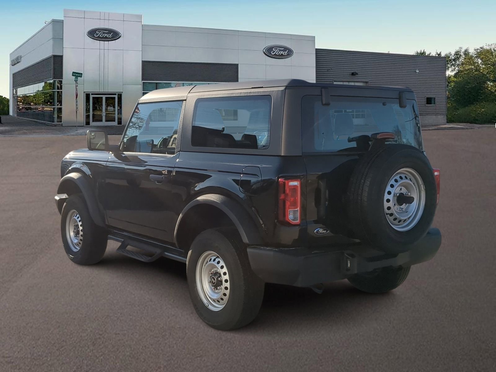 Used 2022 Ford Bronco 2-Door image 8
