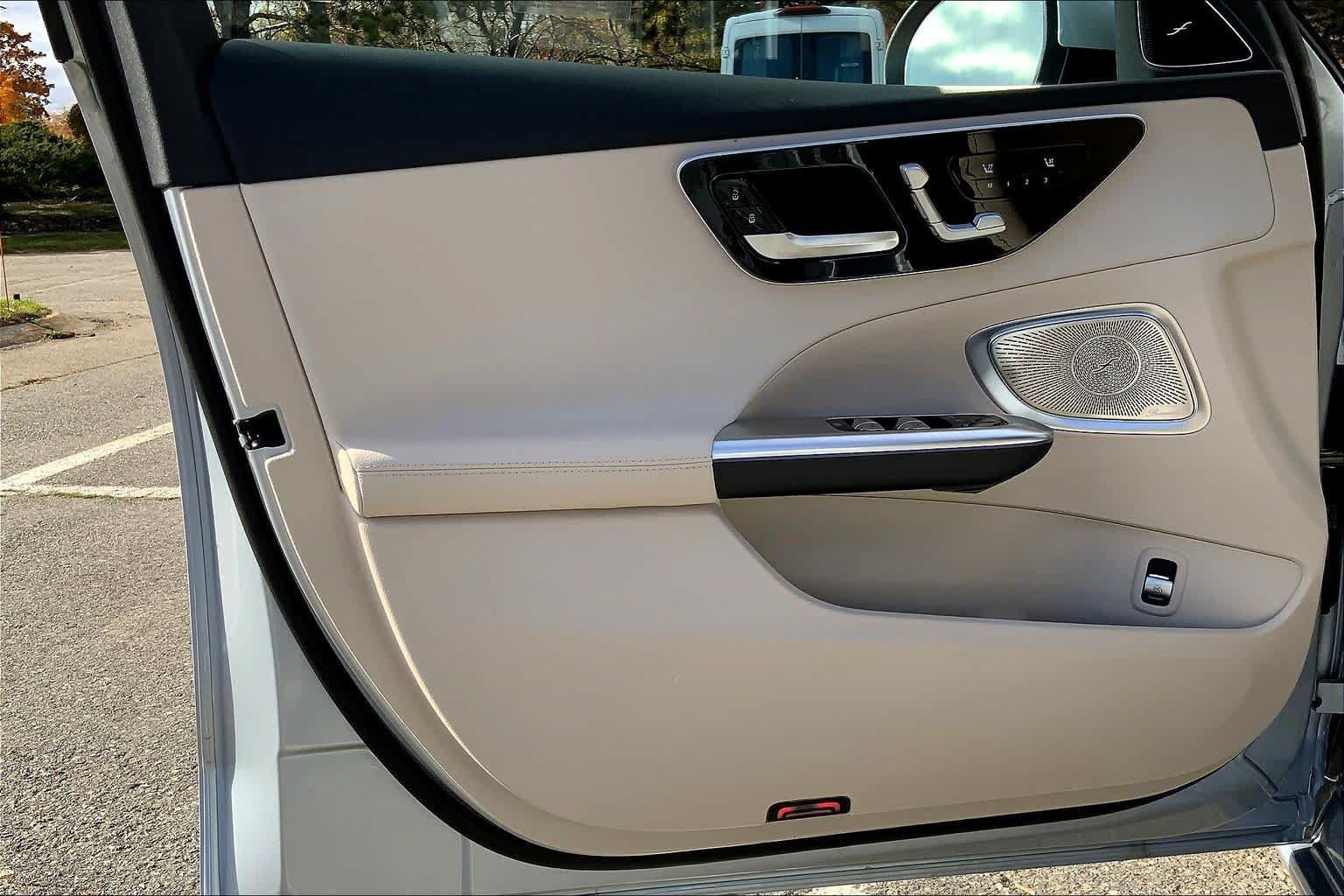Certified 2026 Mercedes-Benz C 300 4MATIC Sedan image 14