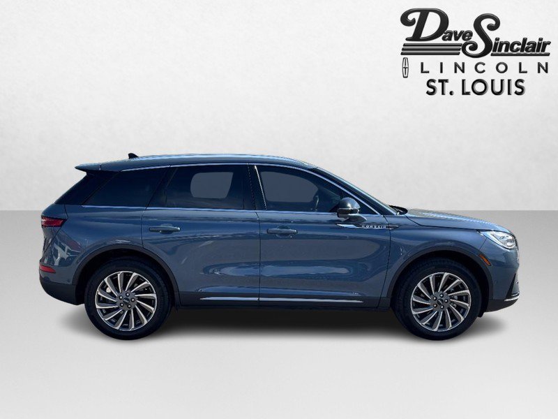 Certified 2023 Lincoln Corsair Reserve w/ Equipment Group 202A image 2