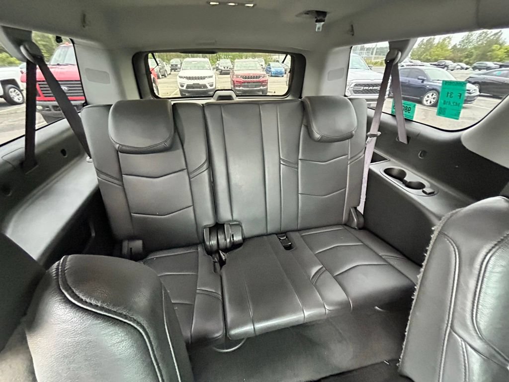 Used 2017 Cadillac Escalade ESV Luxury AWD/4WD image 23
