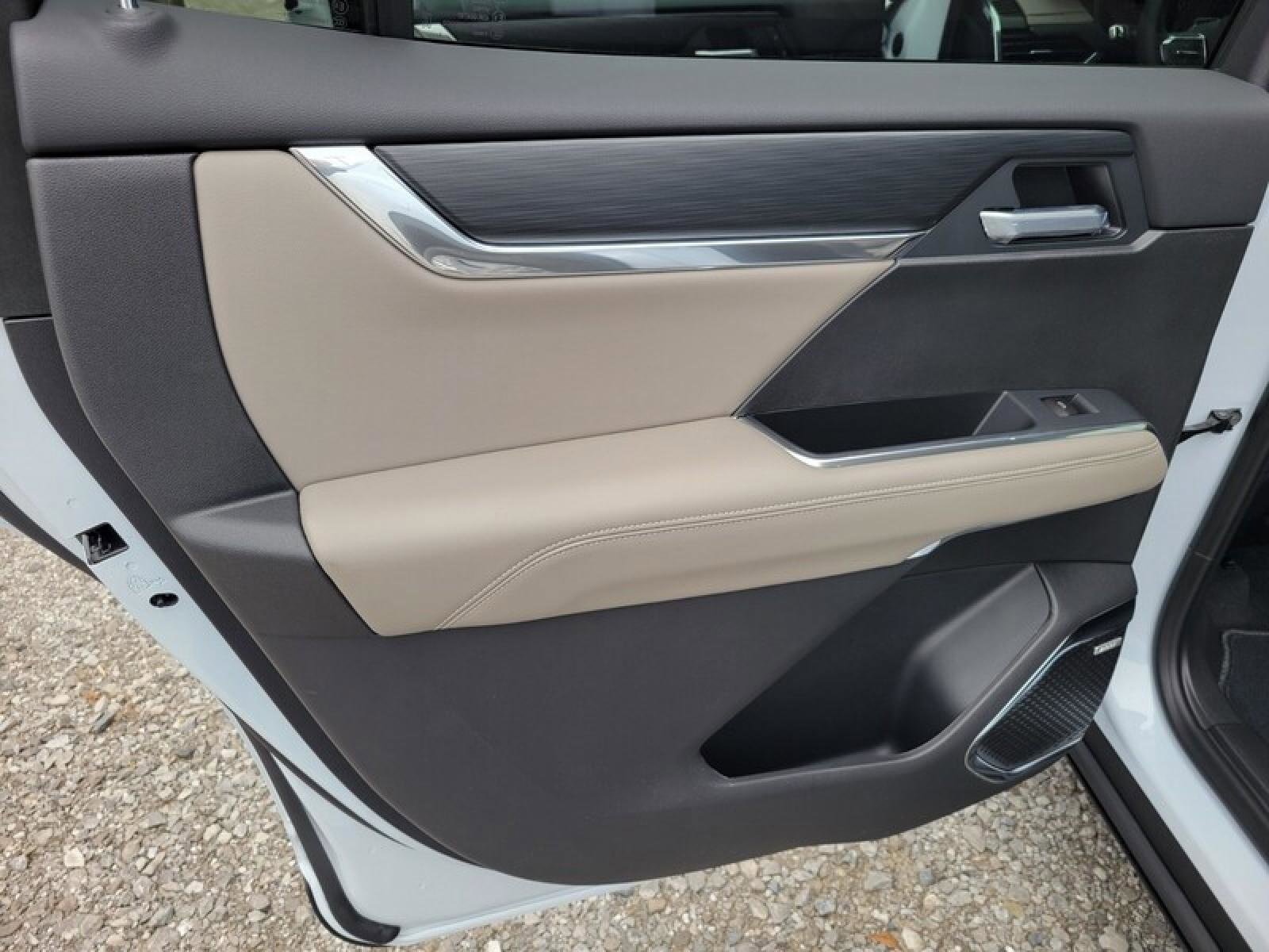 New 2026 GMC Acadia Elevation w/ Super Cruise Package image 29