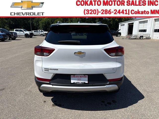 Used 2025 Chevrolet TrailBlazer LT AWD/4WD image 6