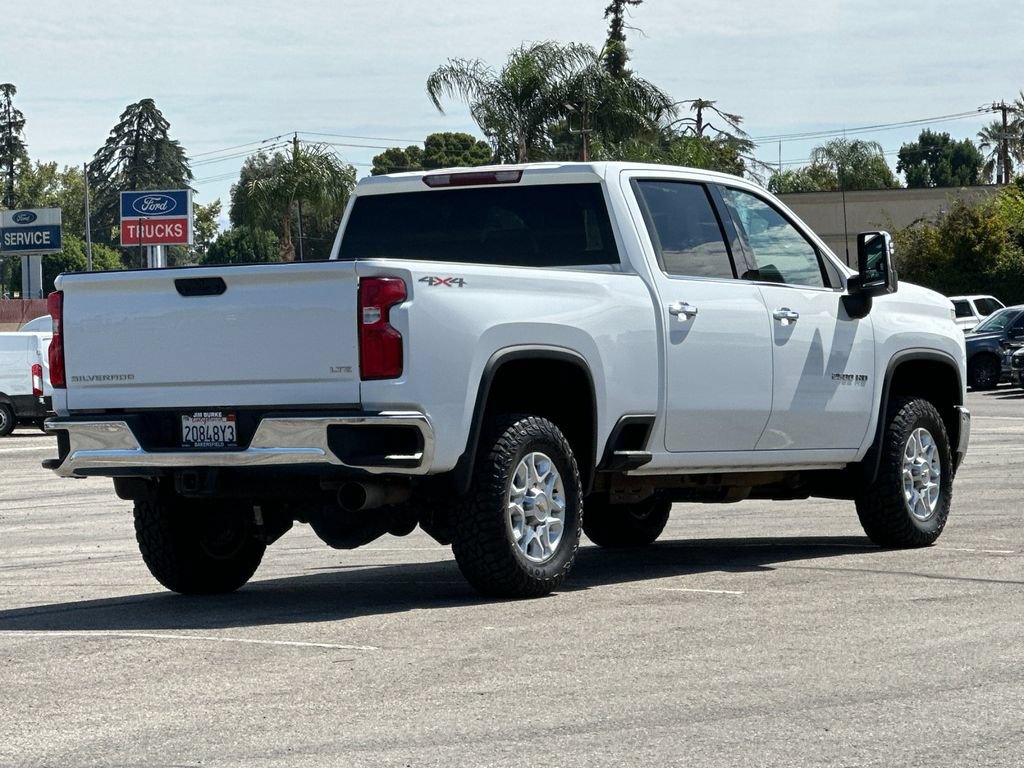 Used 2023 Chevrolet Silverado 2500 LTZ AWD/4WD image 3