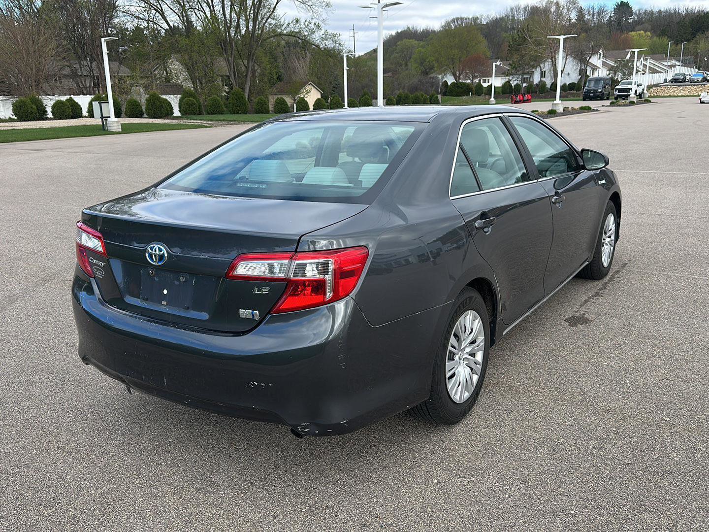 Used 2012 Toyota Camry LE image 3