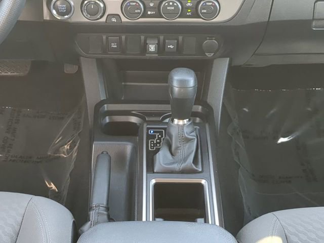 Certified 2023 Toyota Tacoma SR5 AWD/4WD image 19