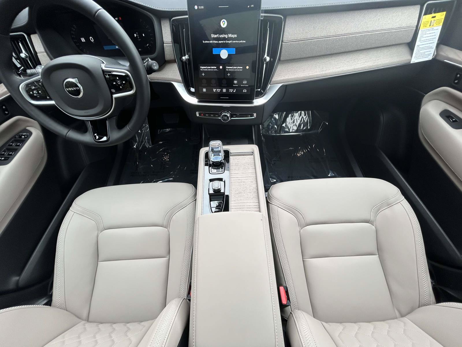 New 2026 Volvo XC90 B6 Plus w/ Protection Package Premier AWD/4WD image 14