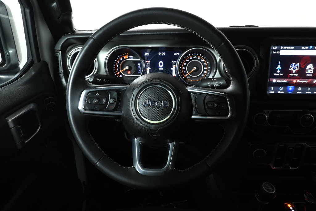 Used 2023 Jeep Wrangler Unlimited Sahara AWD/4WD image 18