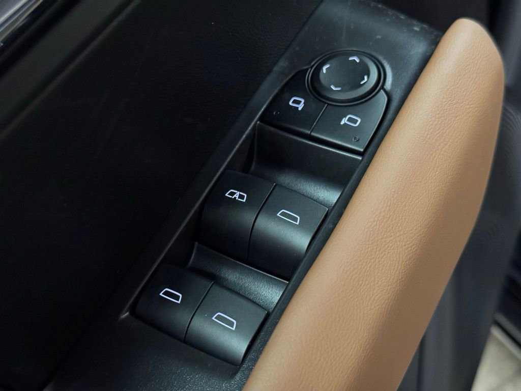 New 2025 GMC Canyon AT4 image 24