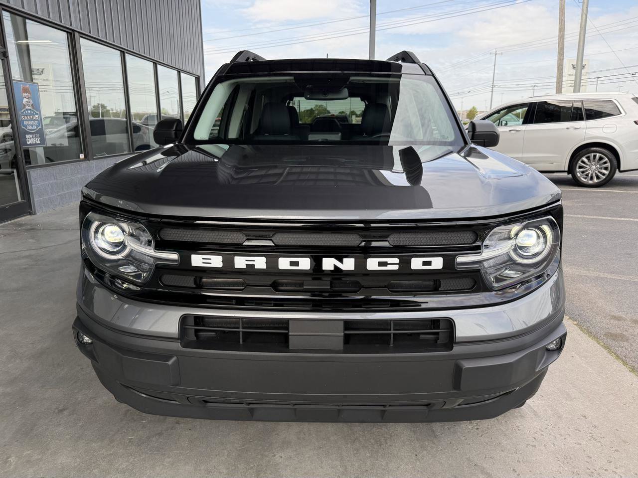 Used 2023 Ford Bronco Sport Outer Banks w/ Tech Package AWD/4WD image 2