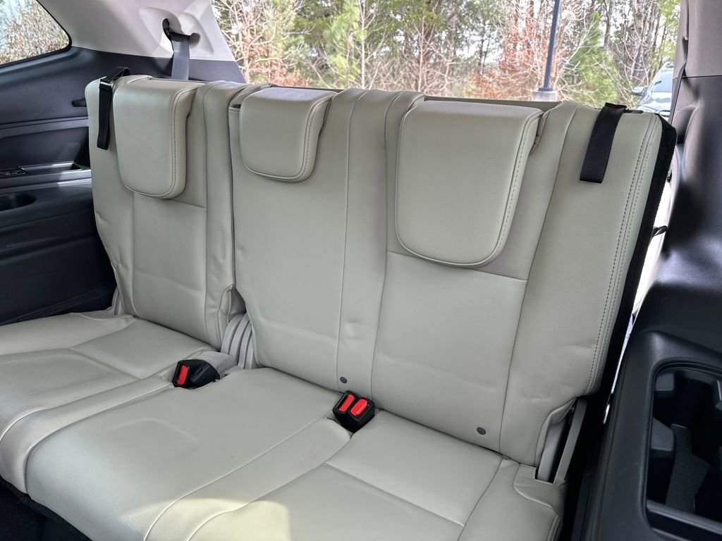 Used 2022 Subaru Ascent Limited w/ Technology Package image 32