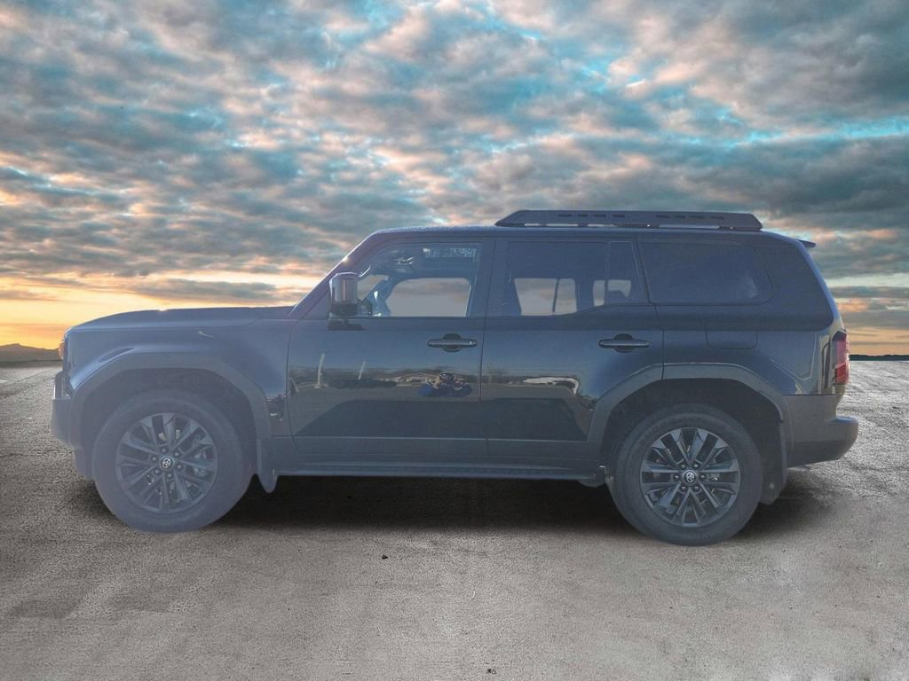 Used 2025 Toyota Land Cruiser image 6