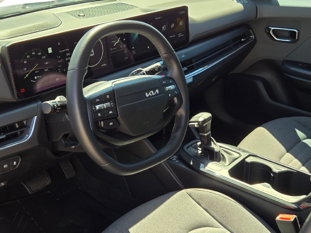 Certified 2025 Kia K4 GT-Line Turbo FWD image 17