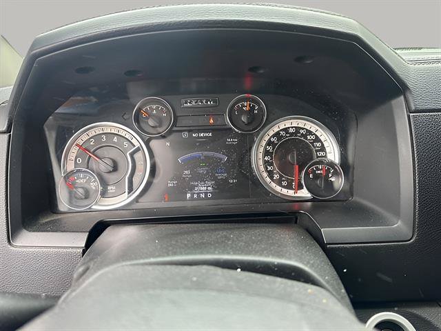 Used 2017 RAM 1500 Laramie w/ Convenience Group AWD/4WD image 10