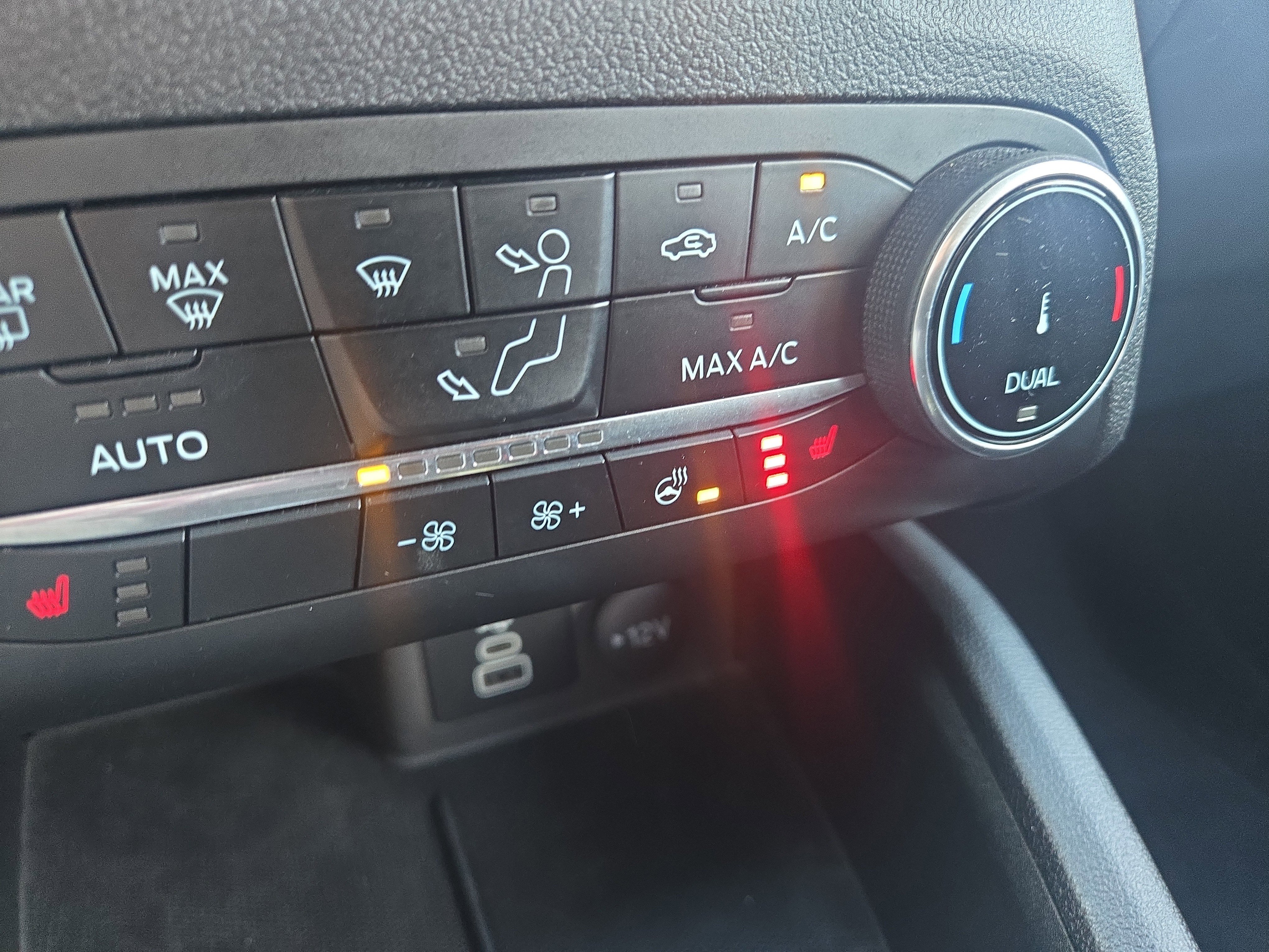 Used 2024 Ford Escape Active image 27