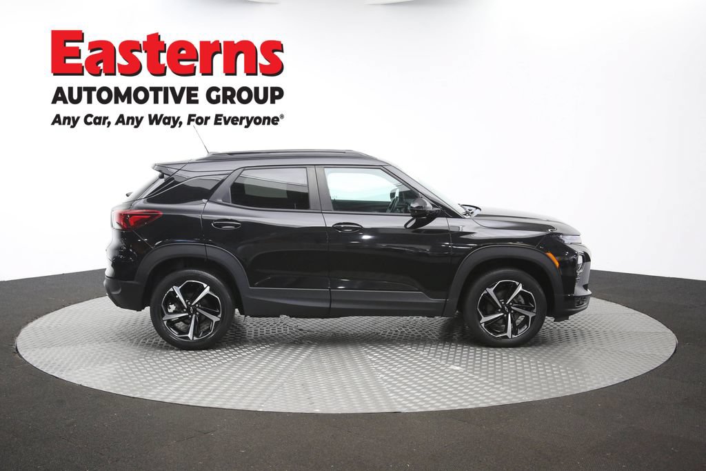 Used 2023 Chevrolet TrailBlazer RS w/ Convenience Package AWD/4WD image 43