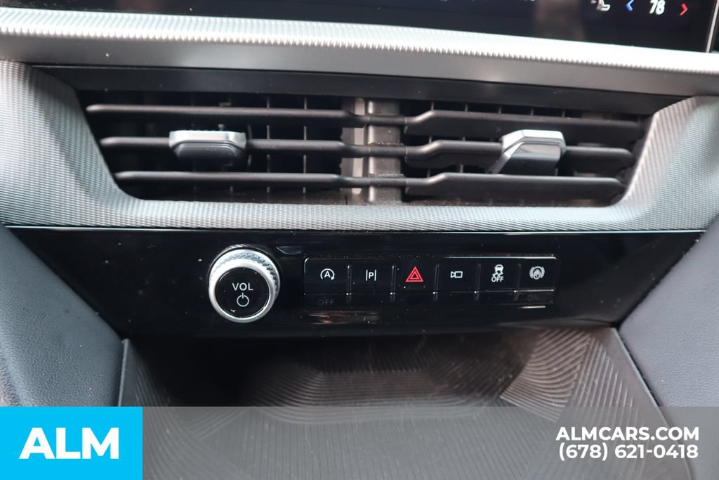 Used 2025 Ford Explorer ST-Line AWD/4WD image 31