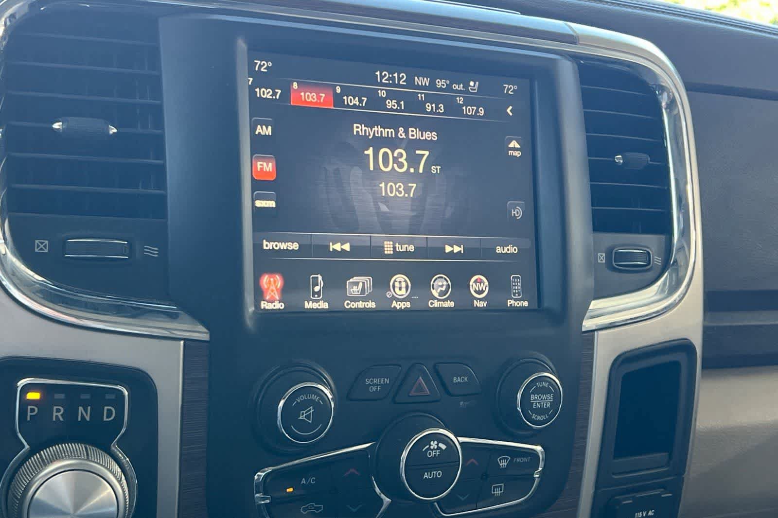Used 2017 RAM 1500 Laramie w/ Convenience Group AWD/4WD image 19