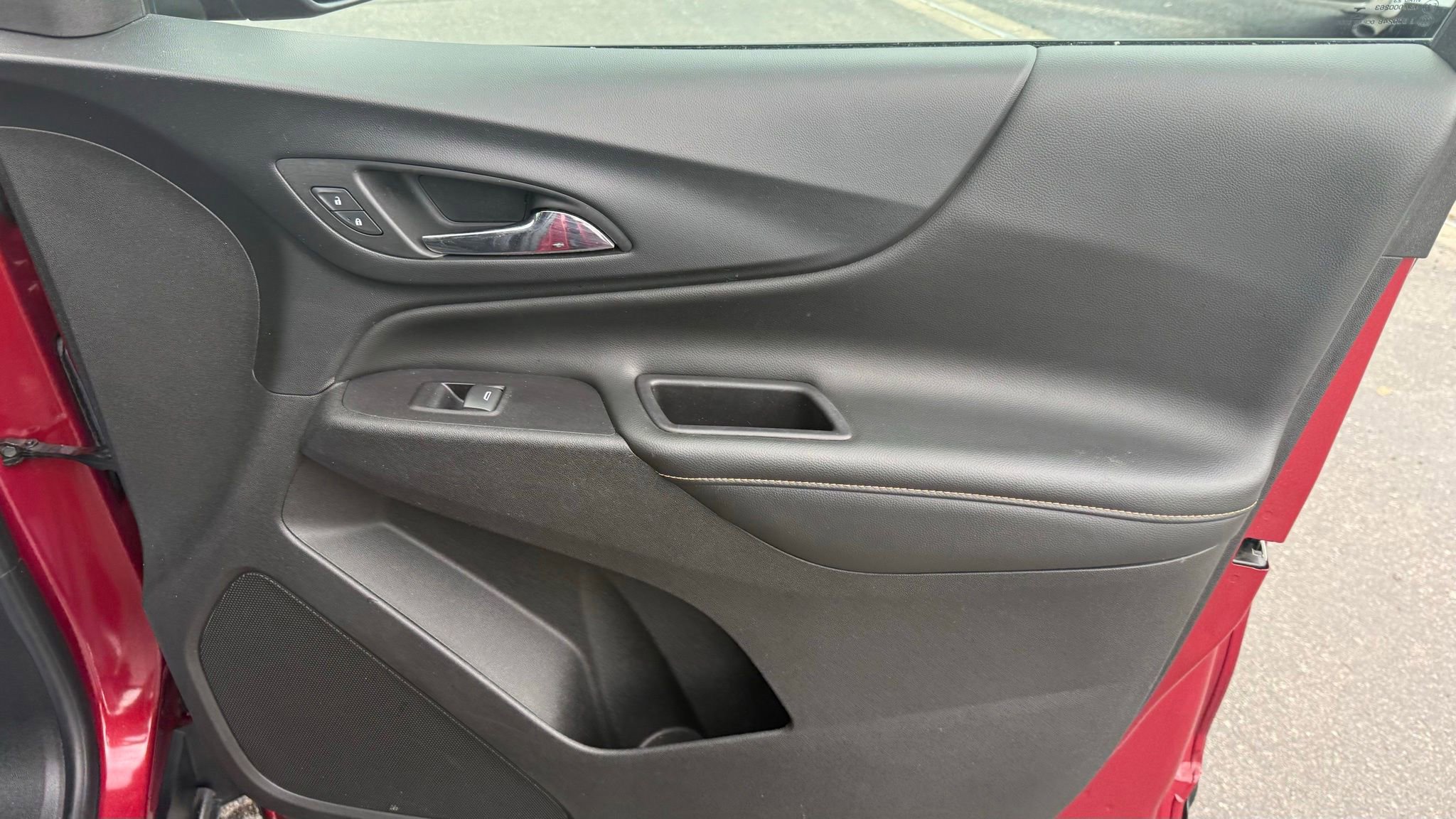 Used 2019 Chevrolet Equinox Premier FWD image 15