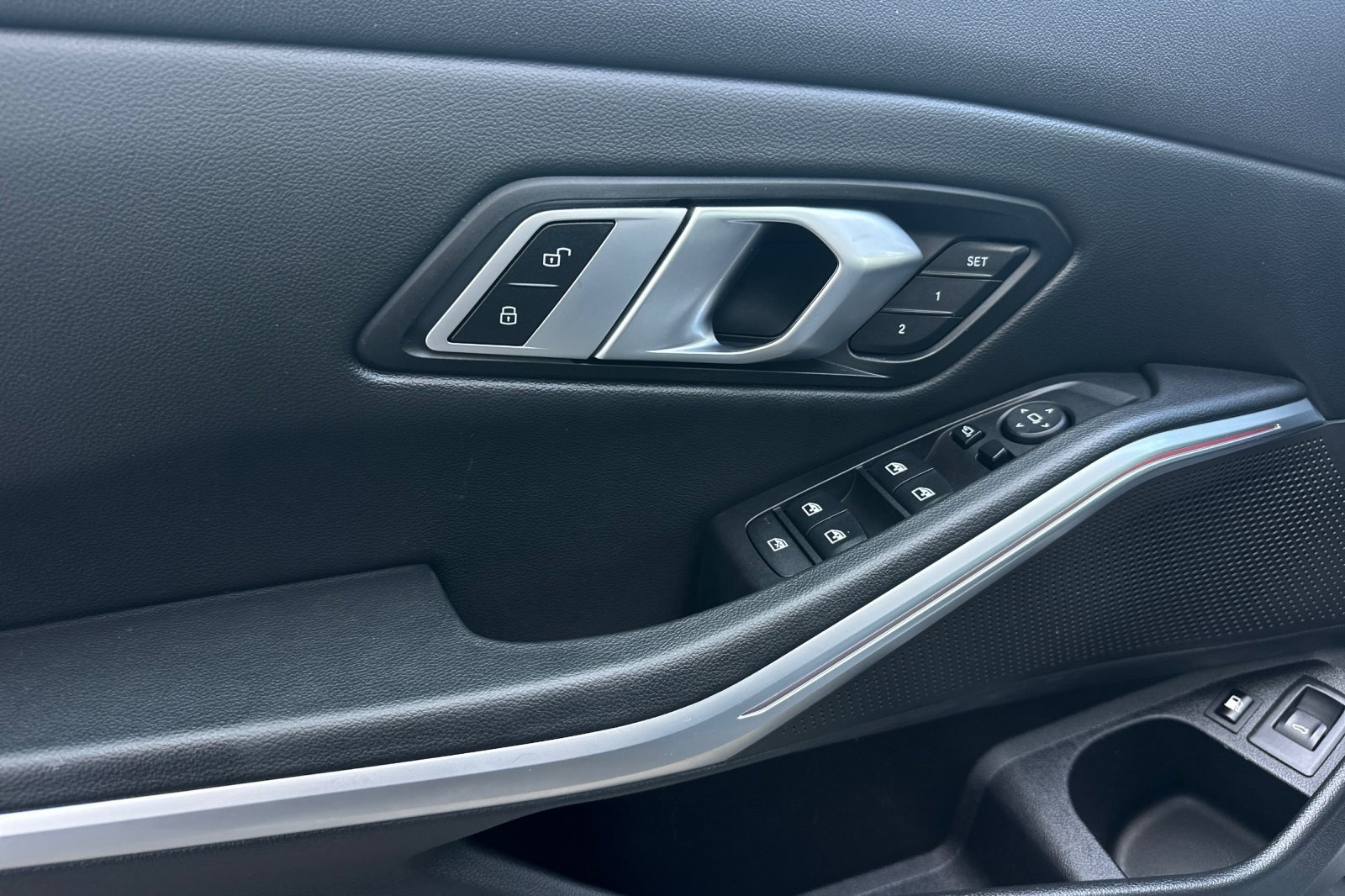 Used 2023 BMW 330e w/ M Sport Package image 10